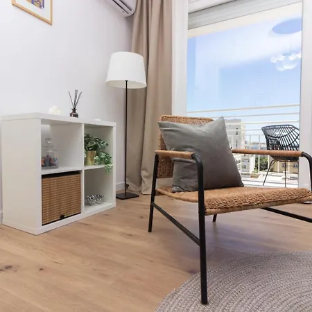 Sea View Mia Just Renovated Apartamento *