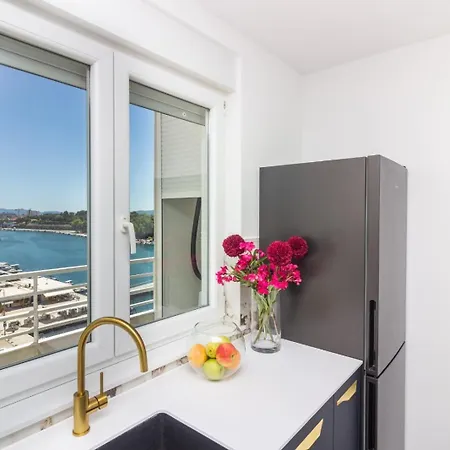 Sea View Mia Just Renovated 아파트 자다르