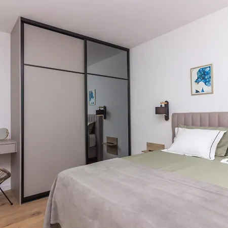 Sea View Mia Just Renovated Apartamento *