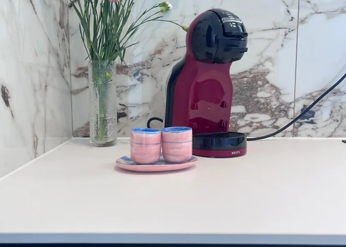 Апартаменты Sea View Mia Just Renovated