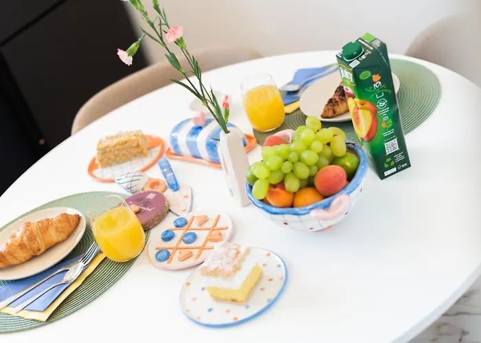 Sea View Mia Just Renovated Апартаменты *